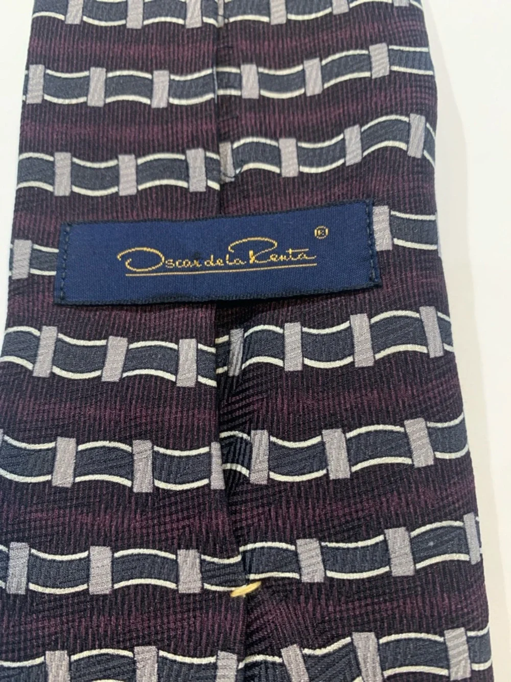 Vintage Oscar de la Renta Purple and Gray Geometric Silk Tie